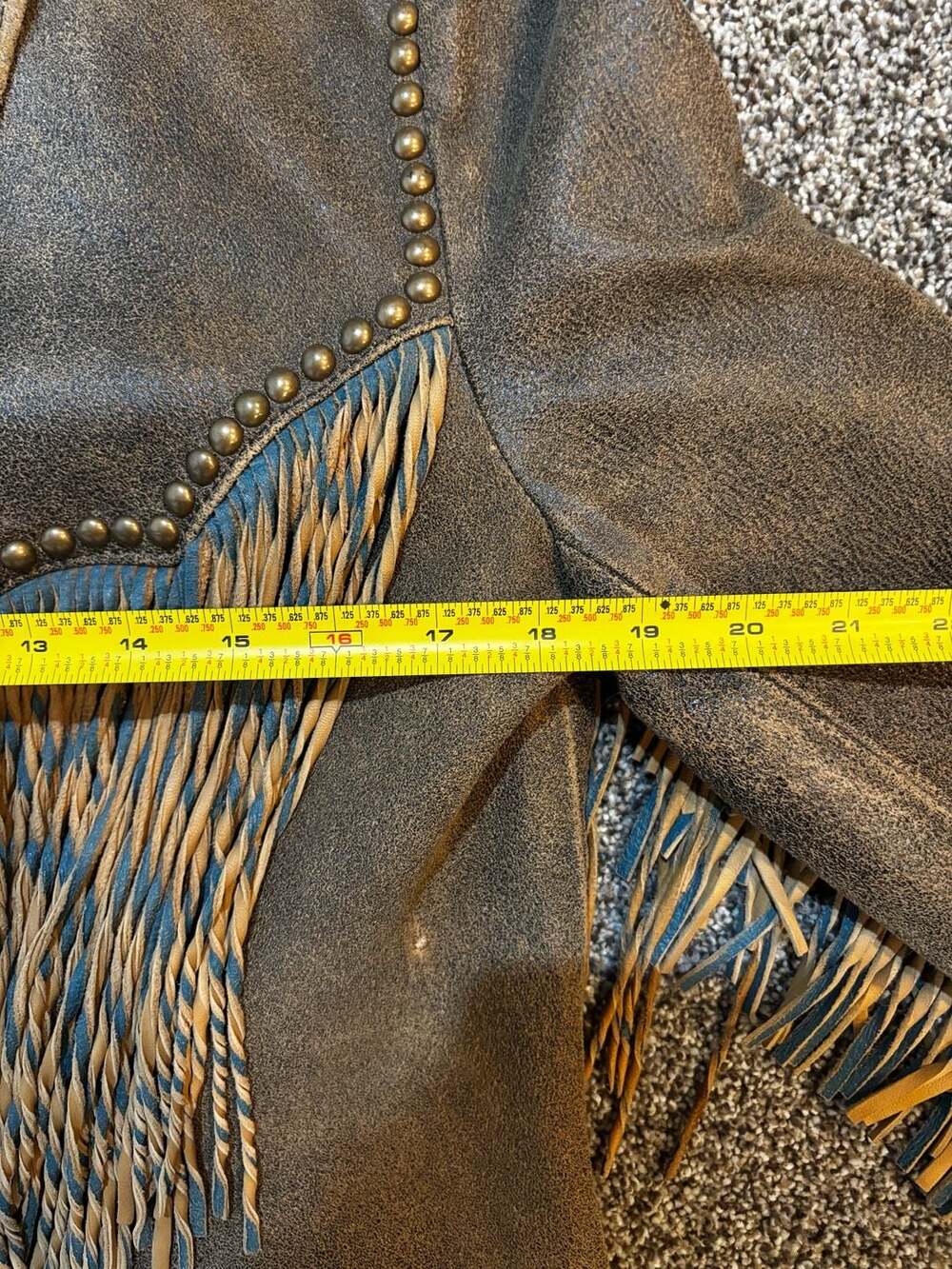 Double D Ranch Western Leather Jacket with Fringe and Stud Detail - Picture 4 of 7